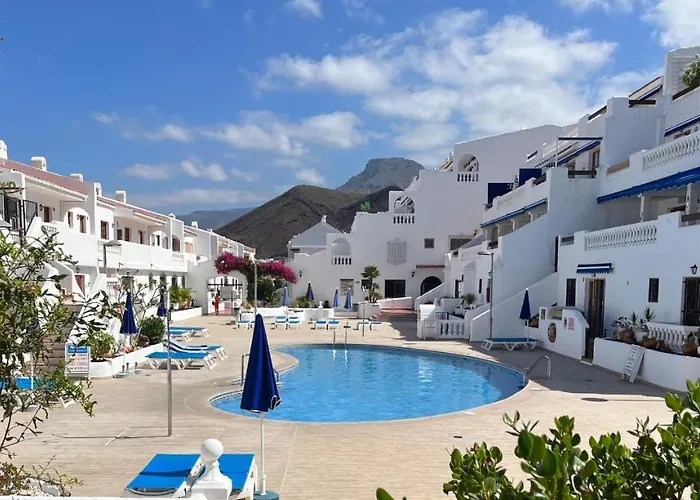 Ξενοδοχείο με διαμερίσματα Coral Bay Port Royale 3*