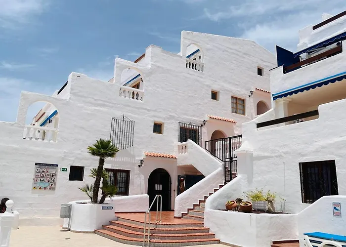 アパートホテル Coral Bay Port Royale Guincho (Tenerife)