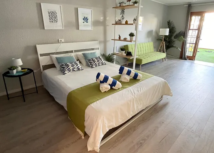 アパートホテル Coral Bay Port Royale Guincho (Tenerife)